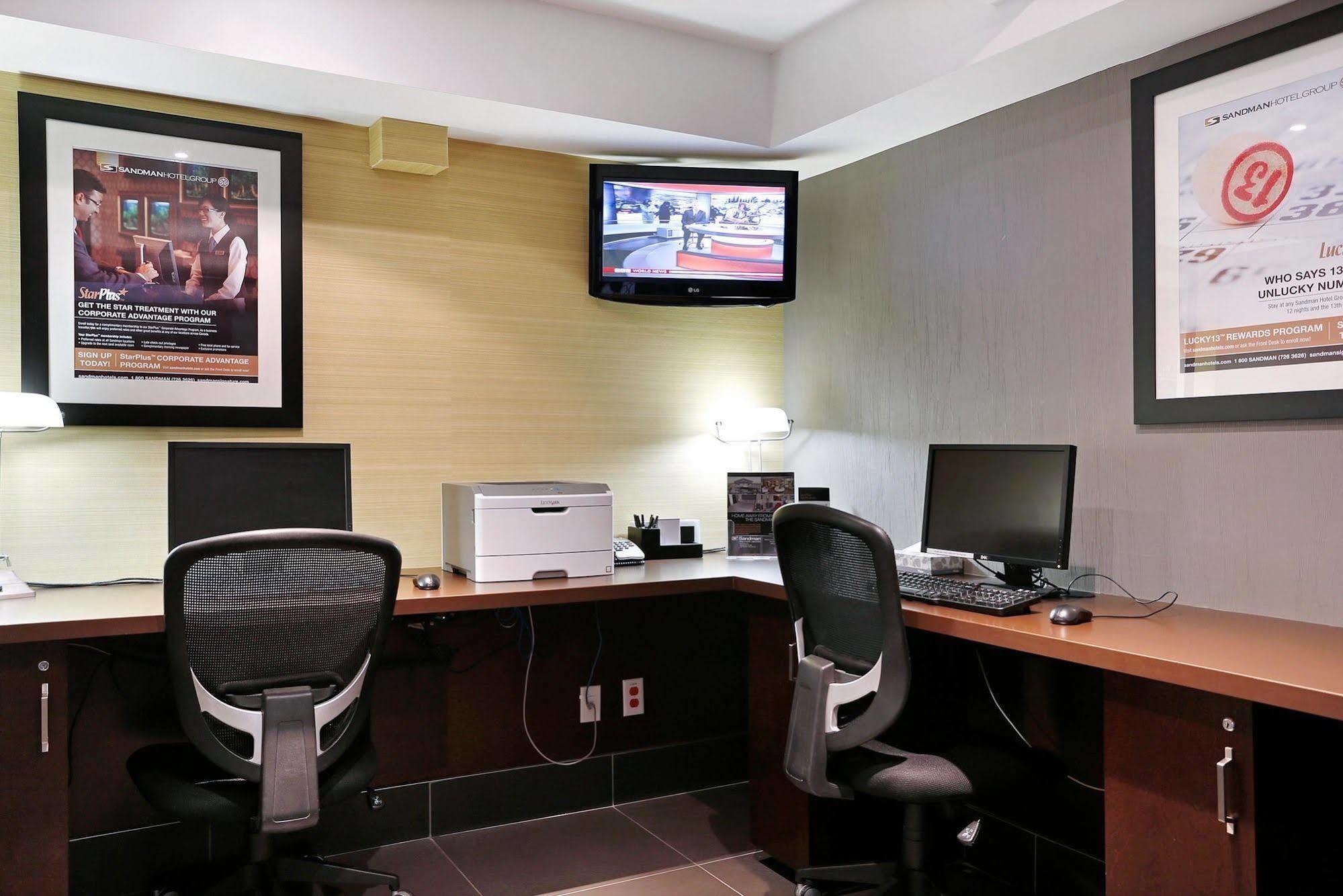 Sandman Hotel And Suites אבוטספורד מראה חיצוני תמונה