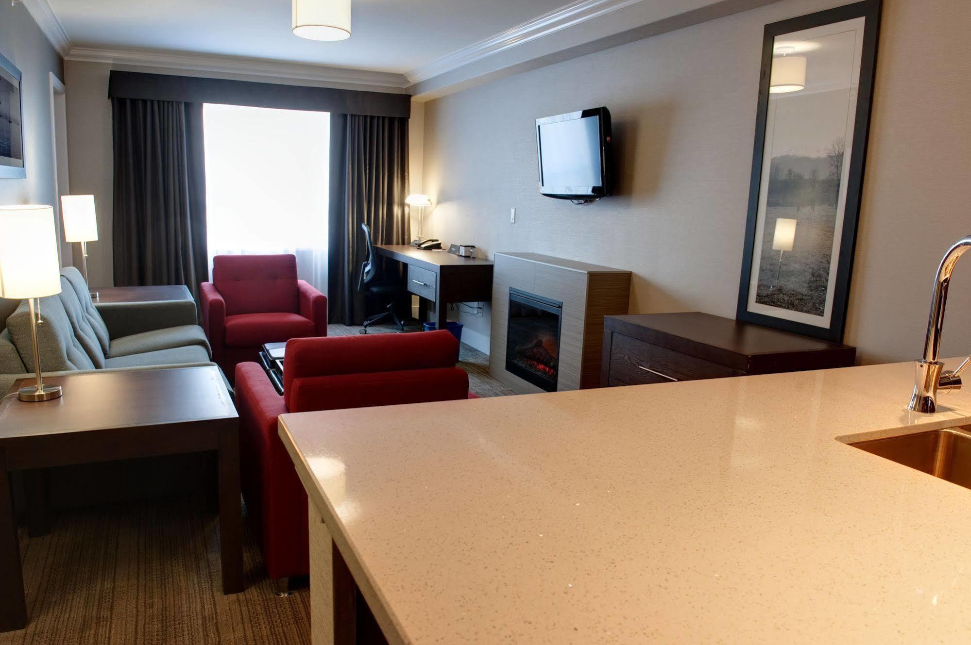 Sandman Hotel And Suites אבוטספורד מראה חיצוני תמונה